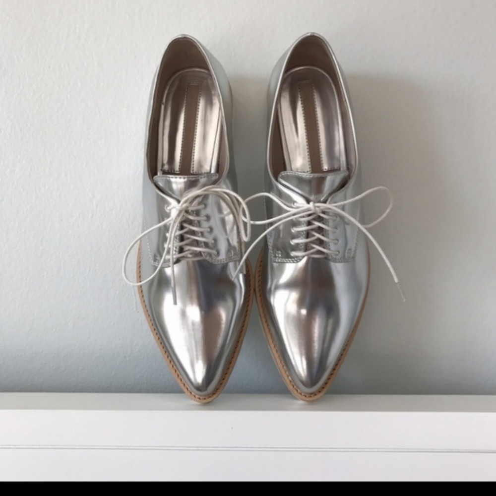 Zara Silver Pointed Toe Oxfords